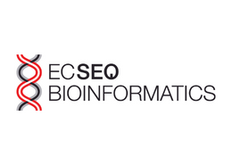 Dargestellt ist das Logo der Firma EC SEQ BIOINFORMATICS mit schwarzen Buchstaben auf weißem Grund. Die Wörter EC SEQ stehen in der ersten Zeile und das Wort BIOINFORMATICS in der Zweiten. Links neben dem Schriftzug befindet sich eine schwarz-rote DNA-Doppelhelix.